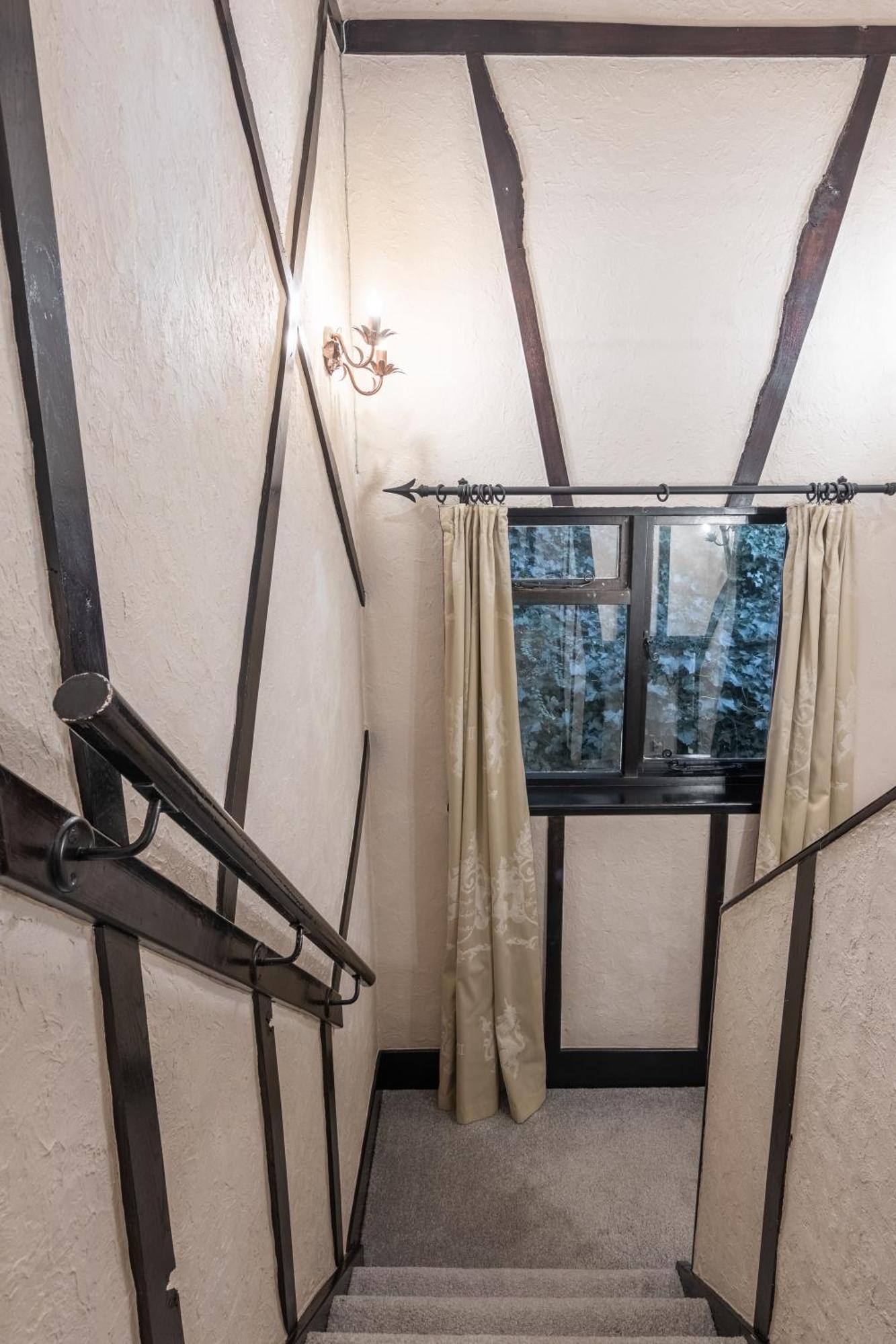 Criss Cross Cottage อินเวอร์เนส ภายนอก รูปภาพ